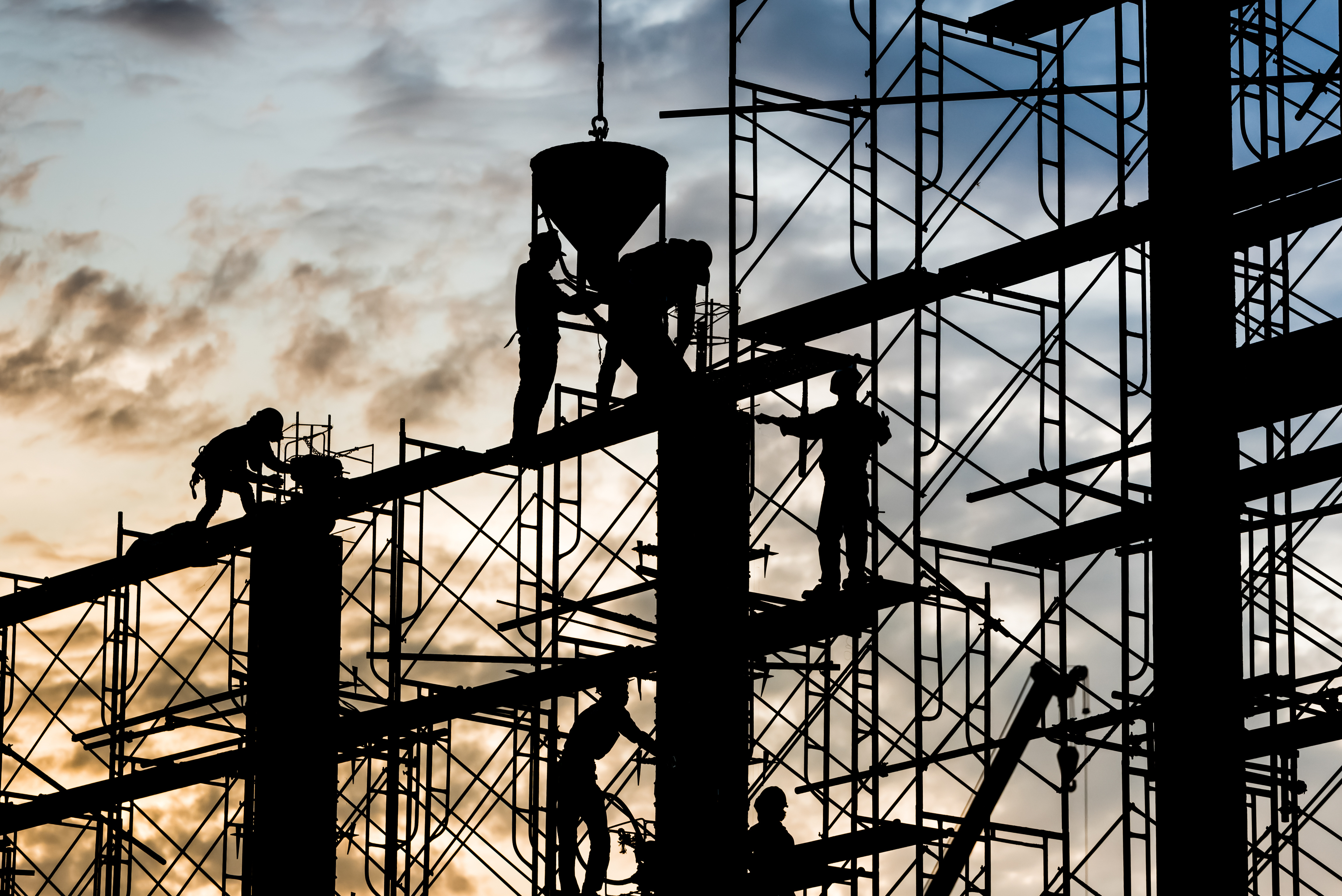 Schutz vor Absturz – Gerüste & Bühnen